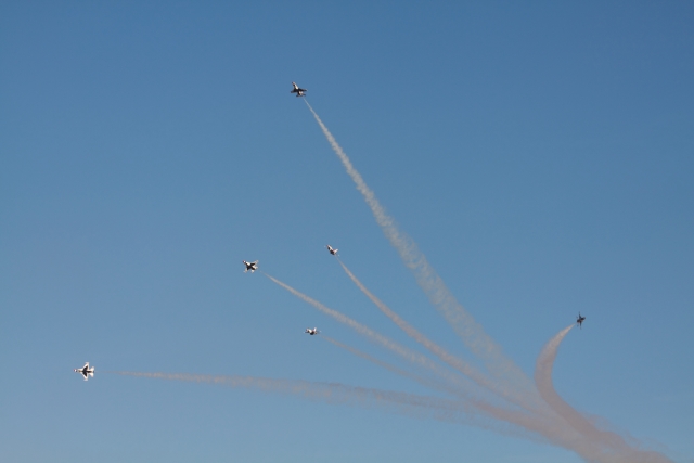 USAF Air Demonstration Squadron , “Thunderbirds” （Photo：Yoshitomo Aoki）